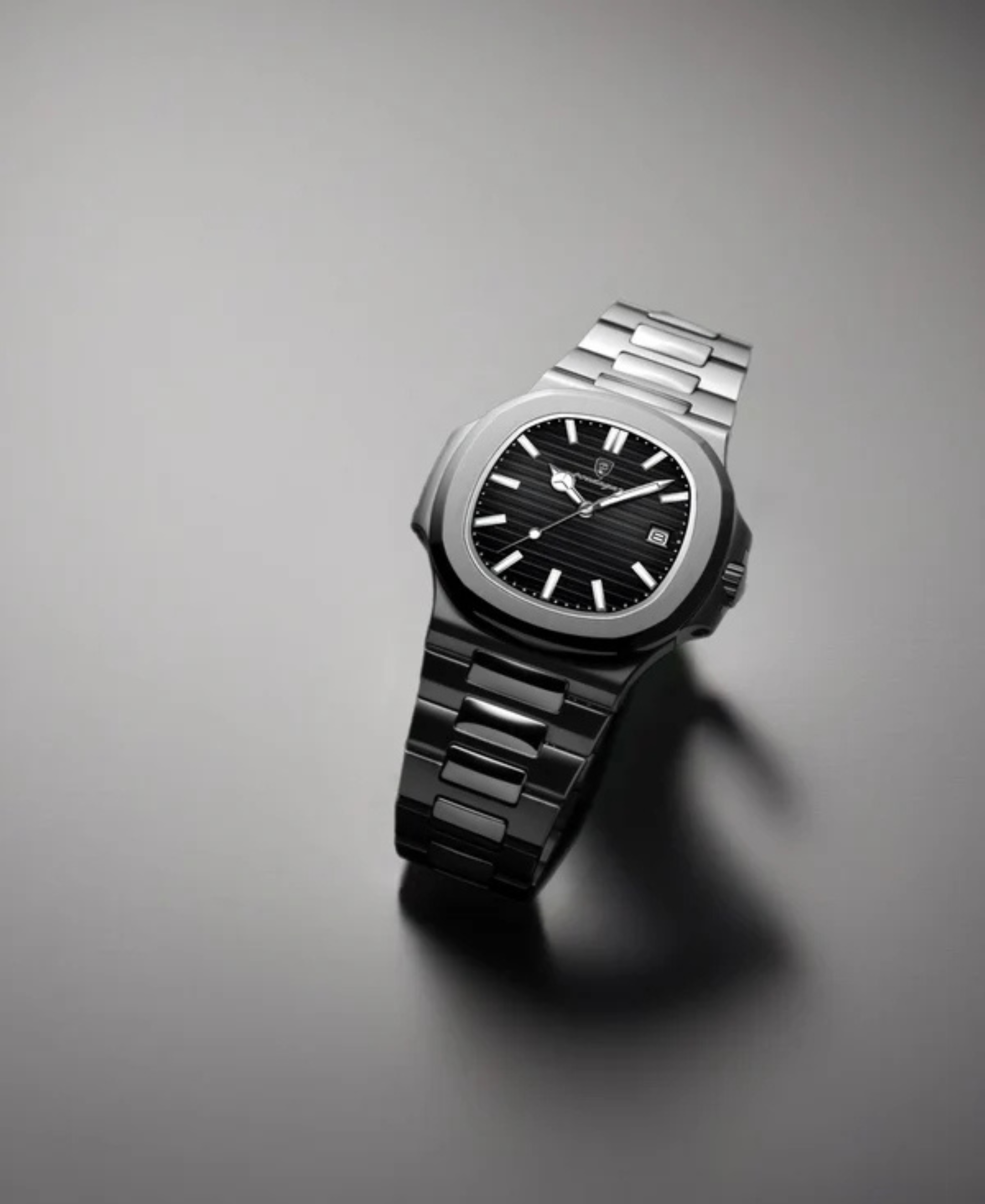 Quartz Wristwatch with Sapphire Glass for Men