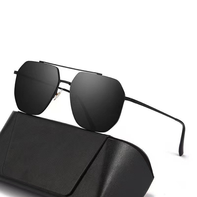Metal Frame Trendy Sunglasses For Men