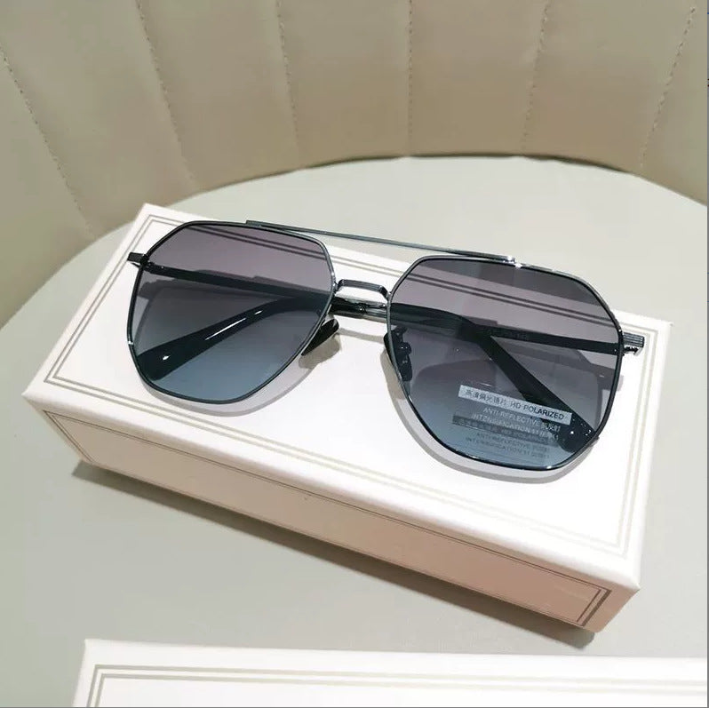 Metal Frame Trendy Sunglasses For Men