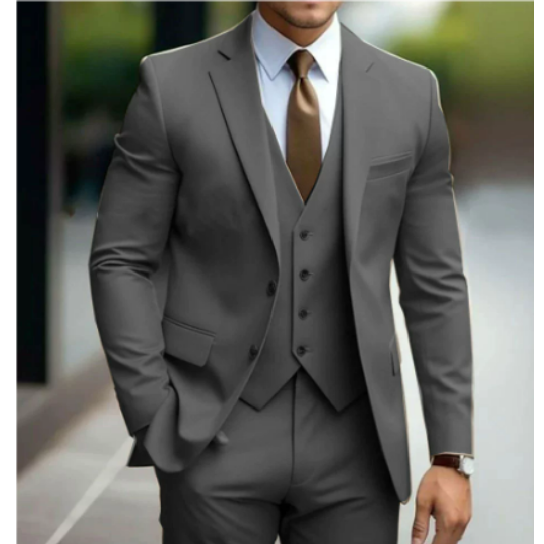 Three-piece suit with button for men