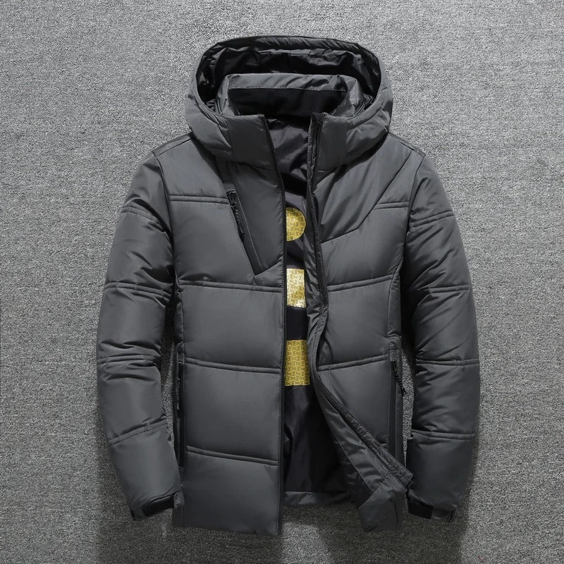 Men’s lightweight down puffer jacket for winter wear